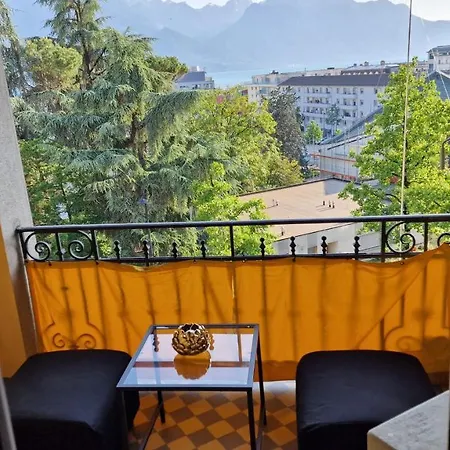 Nid Douillet A Deux Pas Du Homestay